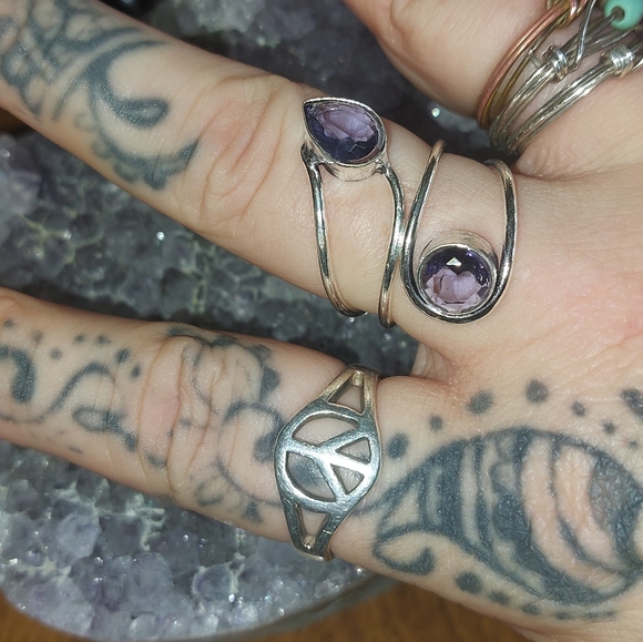 Adjustable Faceted Amethyst Ring - Picture 5 of 7